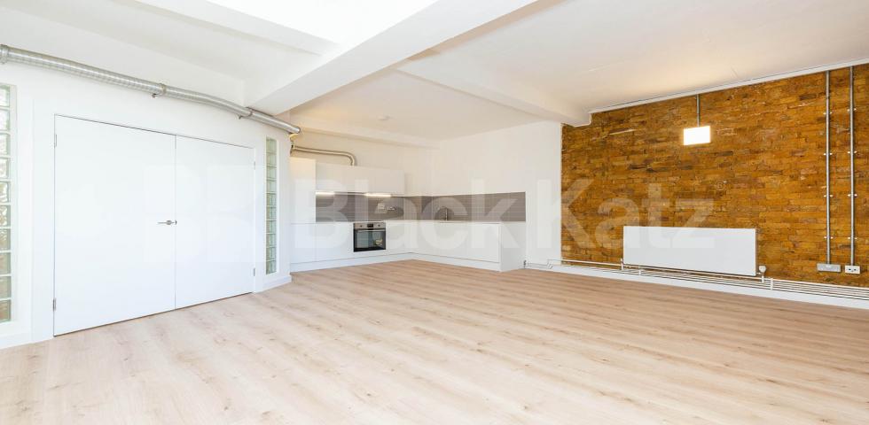 			2 Bedroom, 1 bath, 1 reception Apartment			 SPRINGFIELD HOUSE LOFTS-TYSSEN STREET, DALSTON/HAGGERSTON